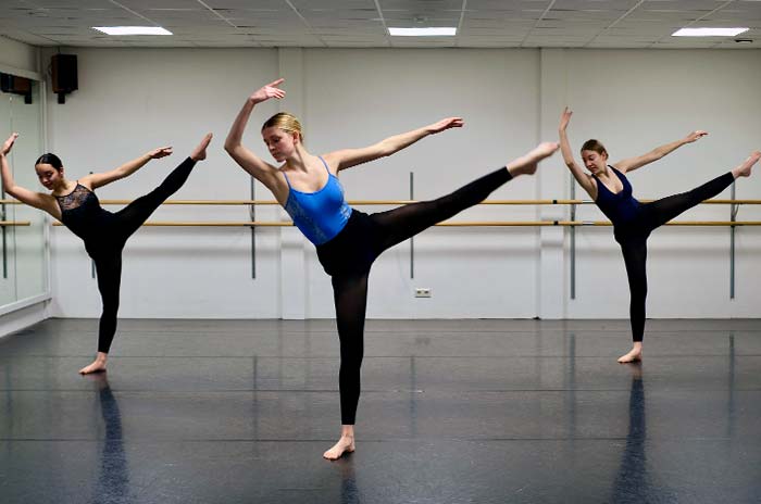 MODERN BALLET bij Balletschool Helen Wilson